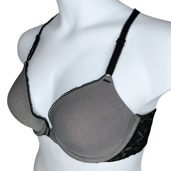 Set of TWO B.Tempt'd by Wacoal b.charming Lace Racerback T-Shirt Bra sz 38C bras - Picture 3 of 9